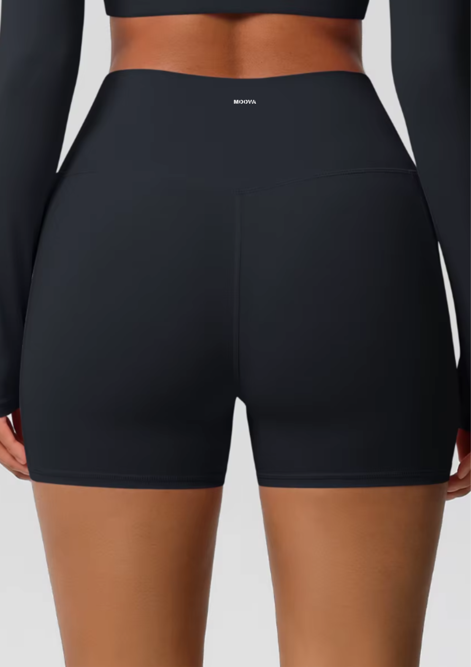 SHORT MOOVINA