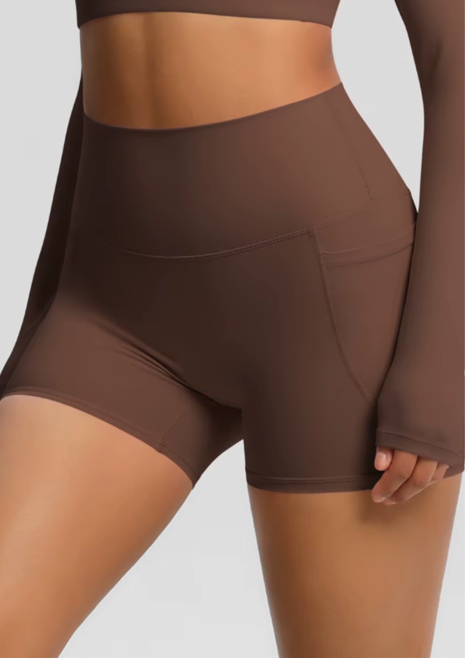 SHORT MOOVINA