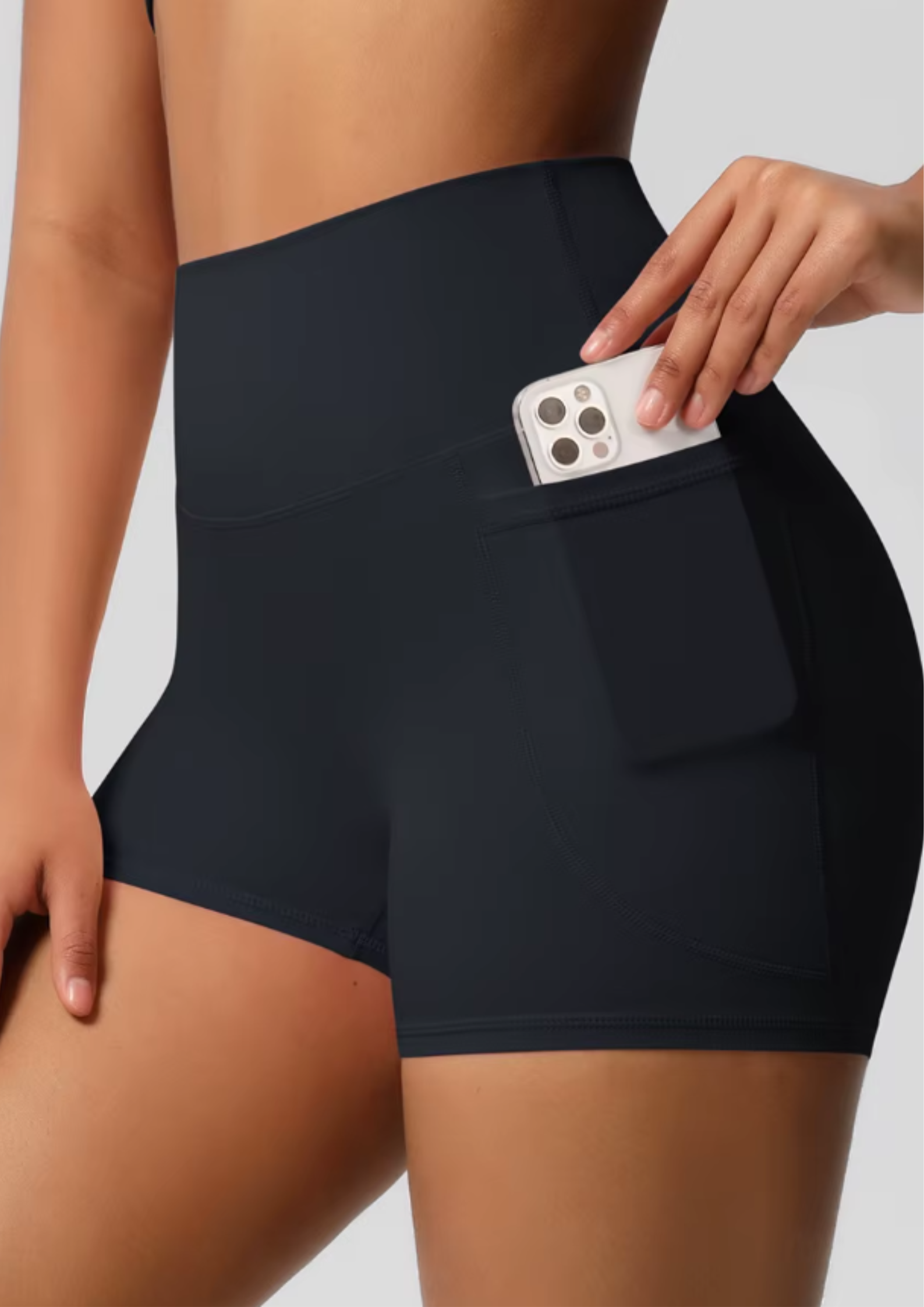 SHORT MOOVINA